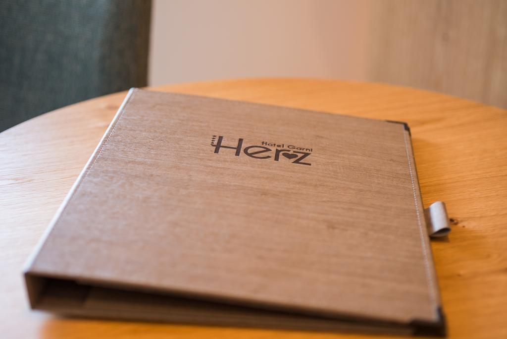 Hotel Garni Herz Tirolo Zewnętrze zdjęcie