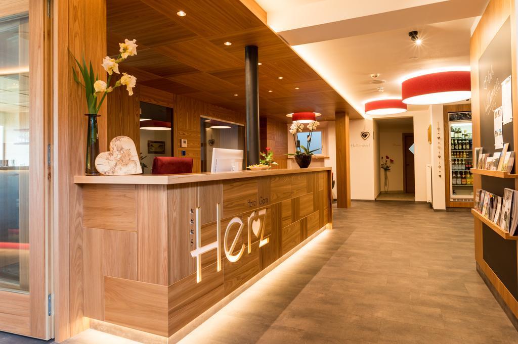 Hotel Garni Herz Tirolo Zewnętrze zdjęcie