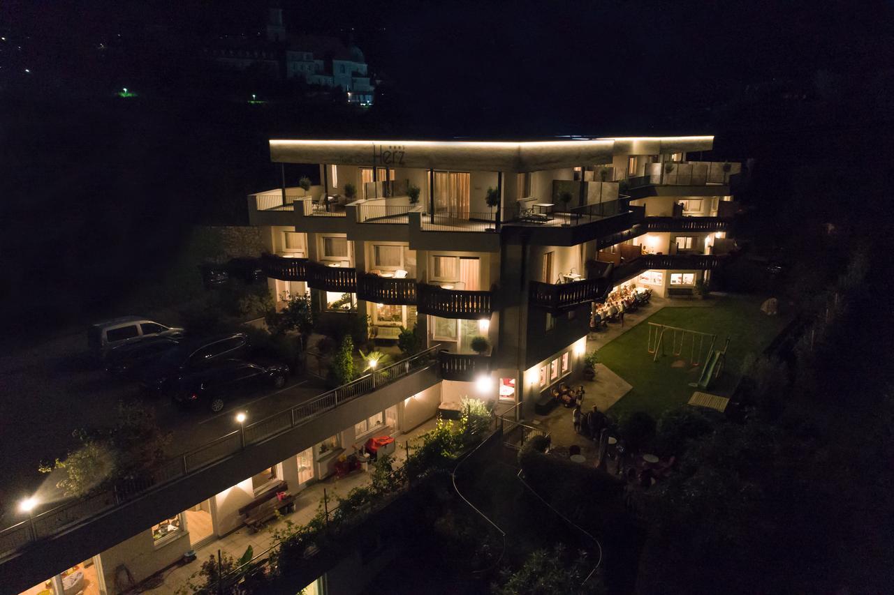 Hotel Garni Herz Tirolo Zewnętrze zdjęcie